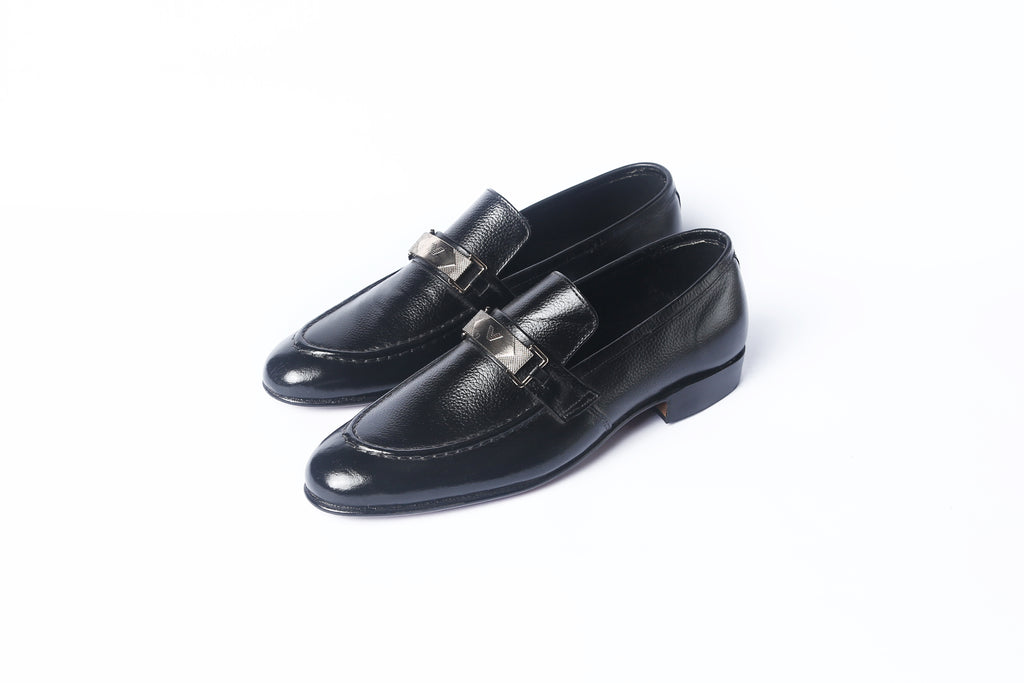 Handcrafted Black Leather Hardware Loafer